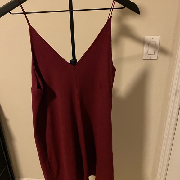 Low Neck Red Dress - Picture 2 of 3